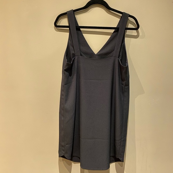 BNWOT Black shift dress 🖤 - Picture 2 of 2